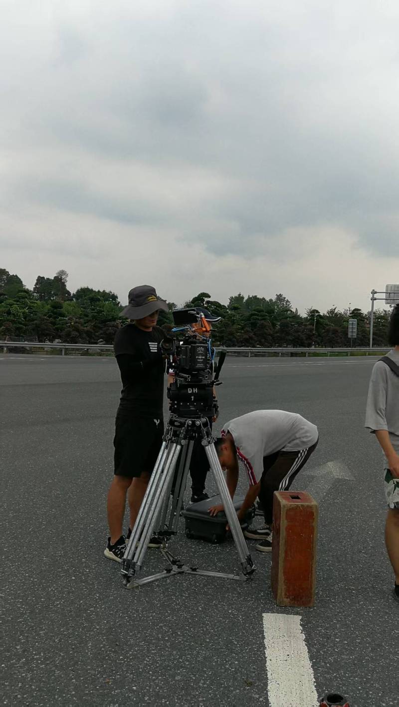 新乡县TVC拍摄公司：唤醒集体记忆，构建跨代际沟通桥梁